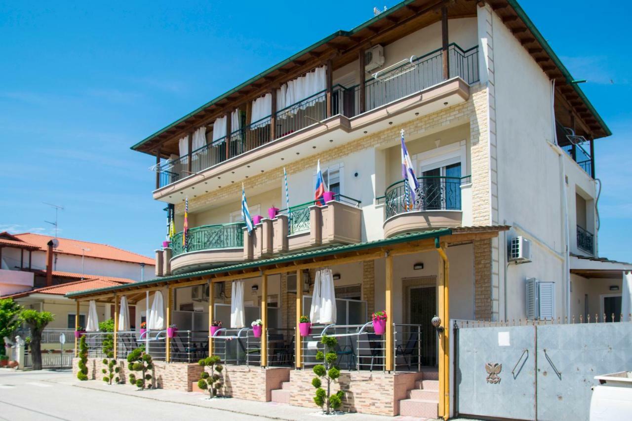Villa Filimon Vrasná エクステリア 写真